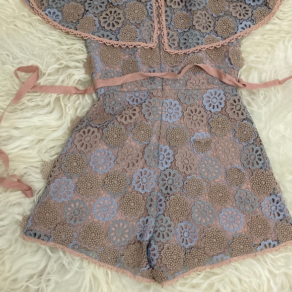 ALEXIS Lace Pattern Square Neckline Romper - Picture 16 of 16